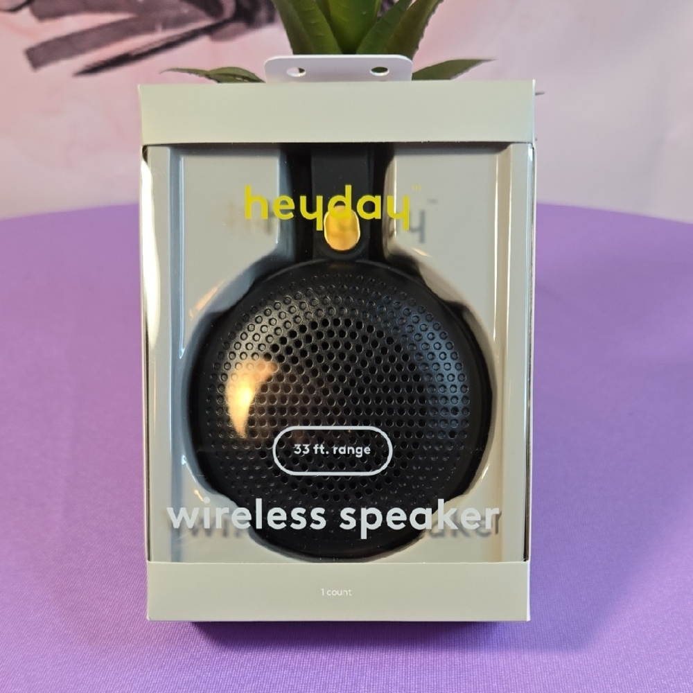 Heyday Black Portable Wireless Speaker